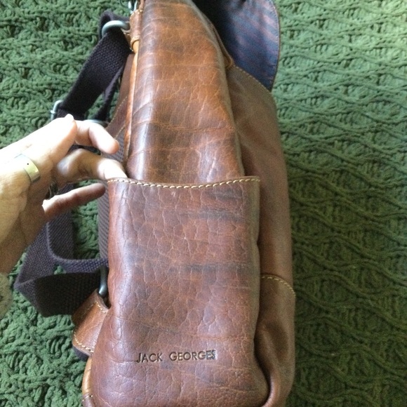 • MOVING LAST CHANCE 7/31/2024 • Jack Georges brown leather convertible backpack - Picture 2 of 6